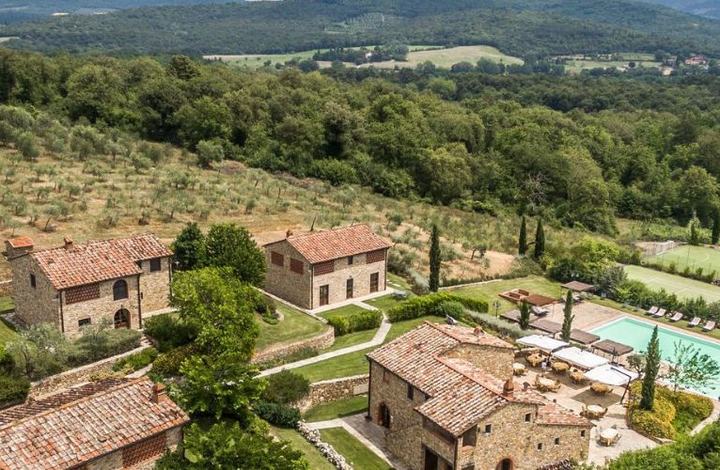 Bastide viticole illustree en Provence